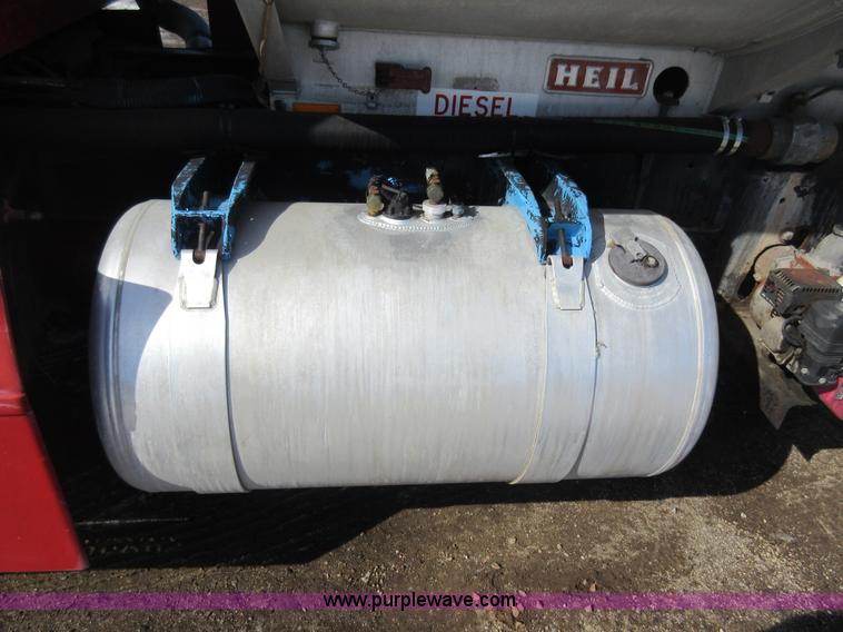 image for item J1981 1996 Peterbilt 377 water truck