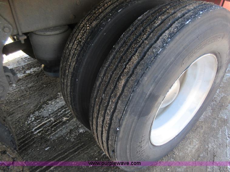 image for item J1981 1996 Peterbilt 377 water truck