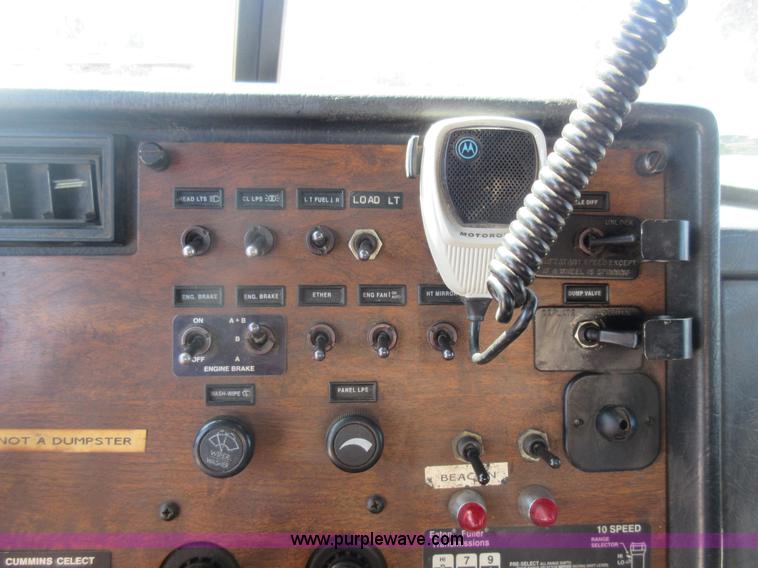 image for item J1981 1996 Peterbilt 377 water truck