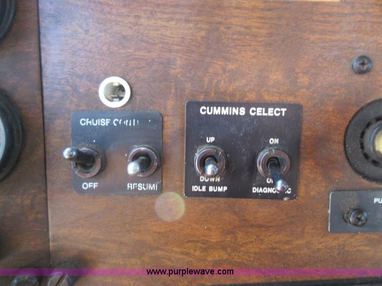 image for item J1981 1996 Peterbilt 377 water truck