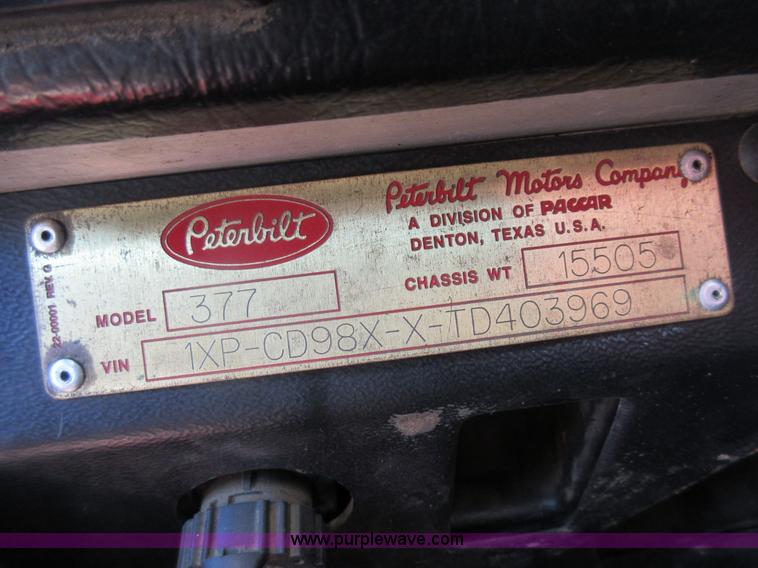 image for item J1981 1996 Peterbilt 377 water truck