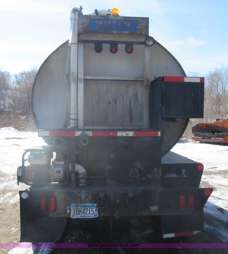 image for item J1982 1995 Peterbilt 377 water truck