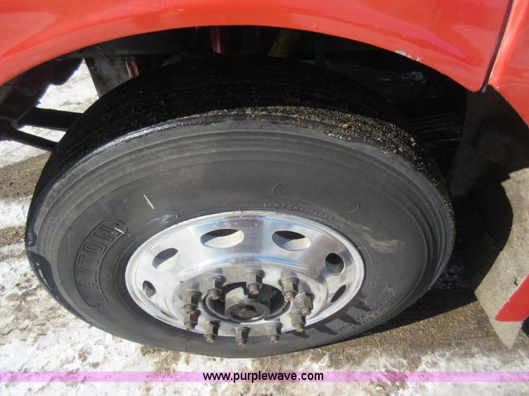 image for item J1982 1995 Peterbilt 377 water truck