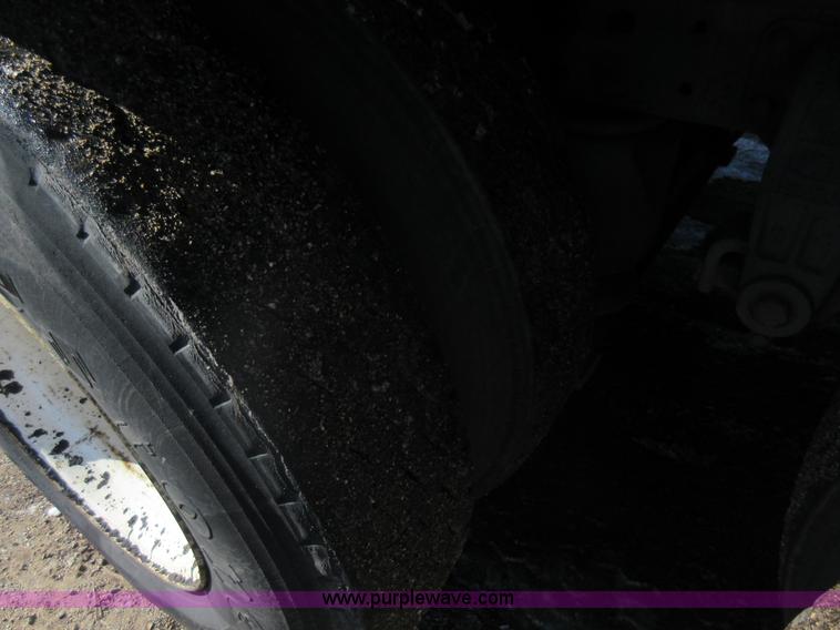 image for item J1982 1995 Peterbilt 377 water truck