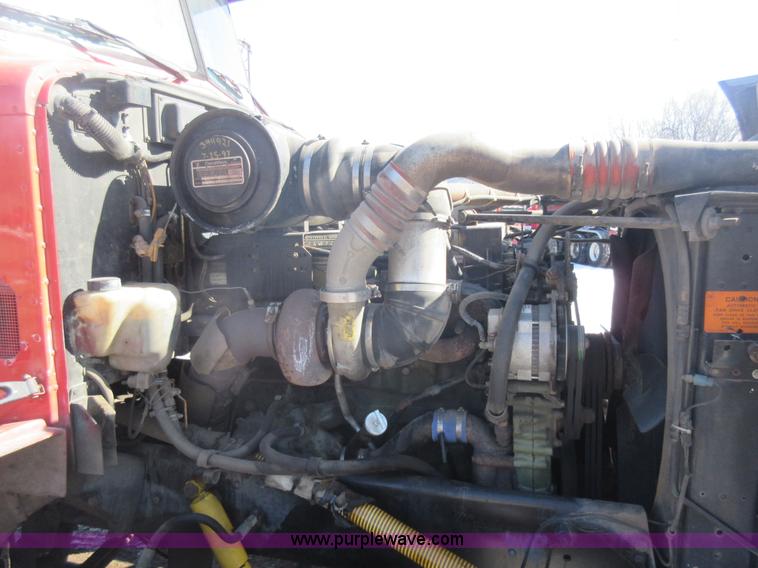 image for item J1982 1995 Peterbilt 377 water truck