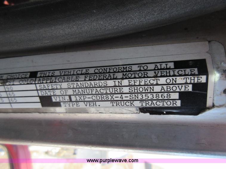 image for item J1982 1995 Peterbilt 377 water truck