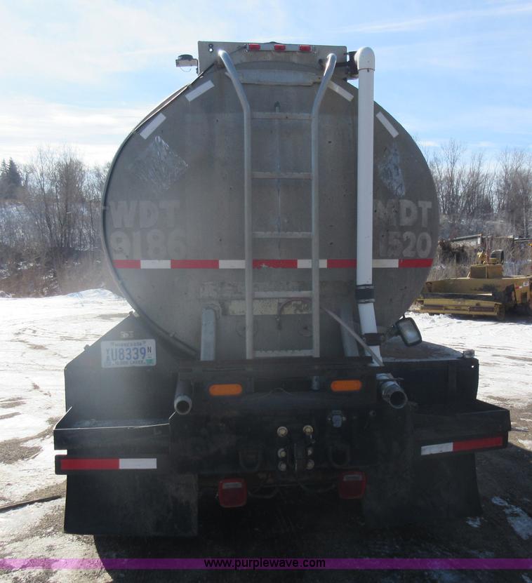 image for item J1983 1994 Peterbilt 377 water truck