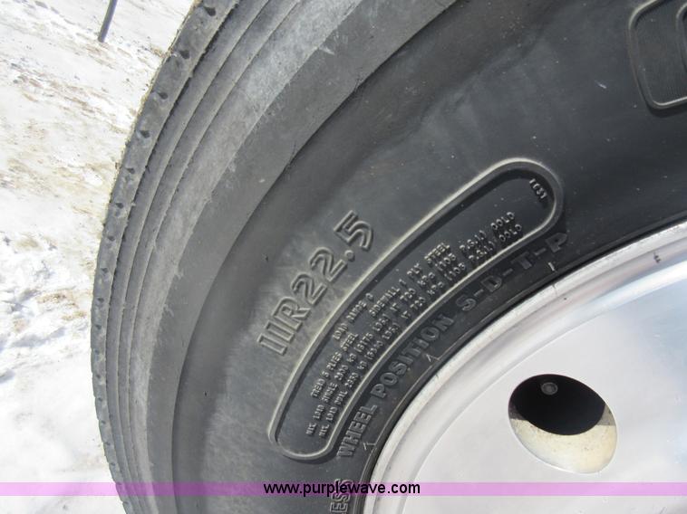 image for item J1983 1994 Peterbilt 377 water truck