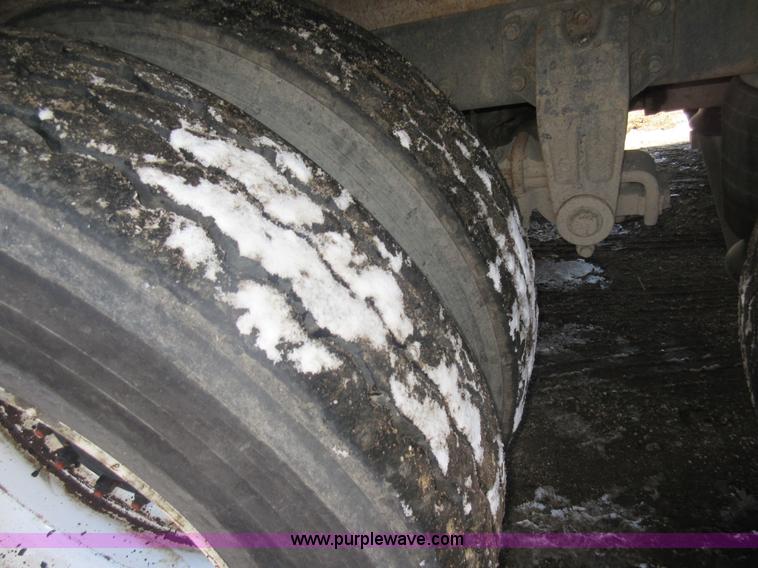 image for item J1983 1994 Peterbilt 377 water truck