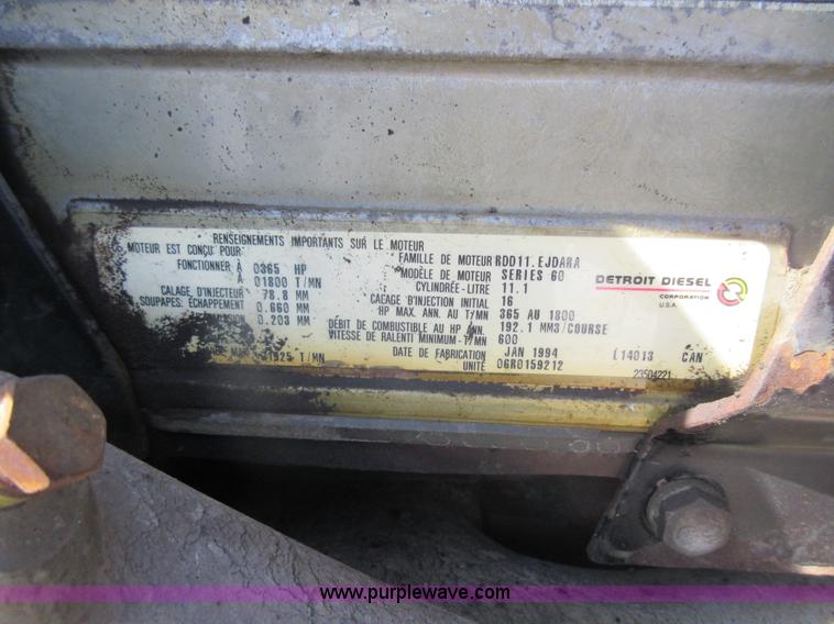 image for item J1983 1994 Peterbilt 377 water truck