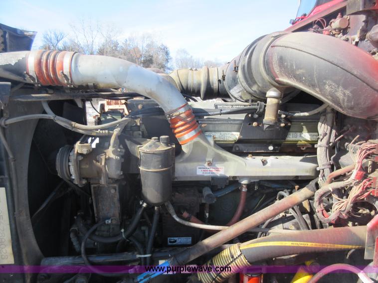 image for item J1983 1994 Peterbilt 377 water truck