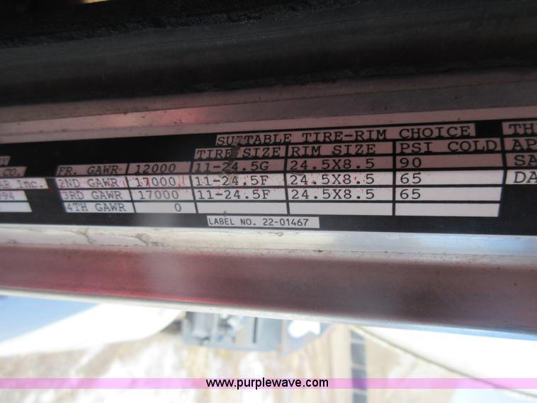 image for item J1983 1994 Peterbilt 377 water truck