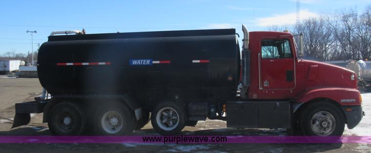 image for item J1984 1995 Kenworth T400 water truck