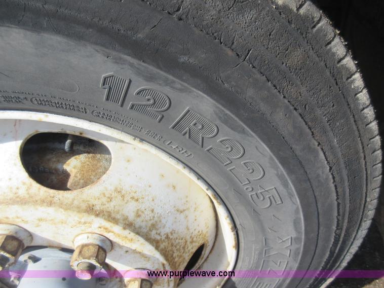 image for item J1984 1995 Kenworth T400 water truck