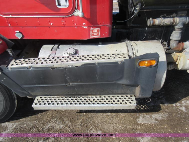 image for item J1984 1995 Kenworth T400 water truck