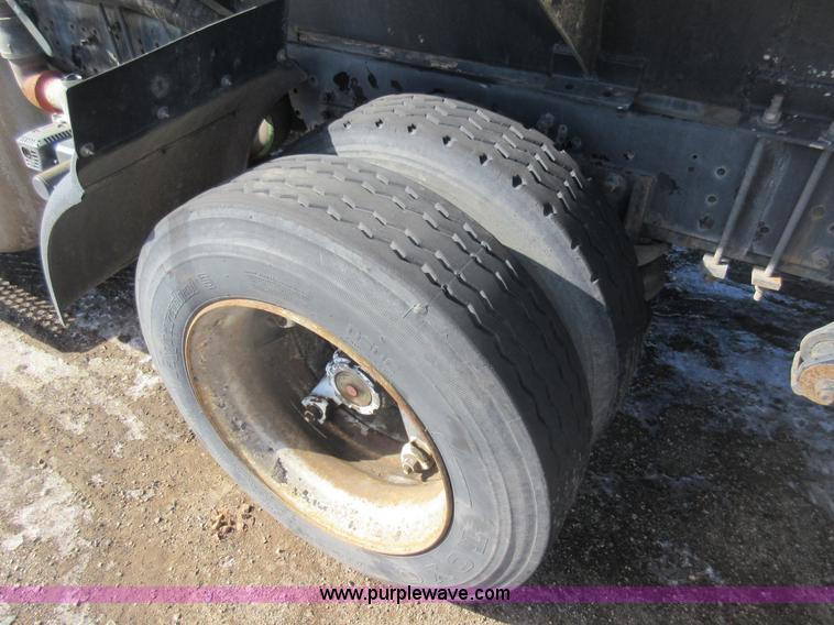 image for item J1984 1995 Kenworth T400 water truck