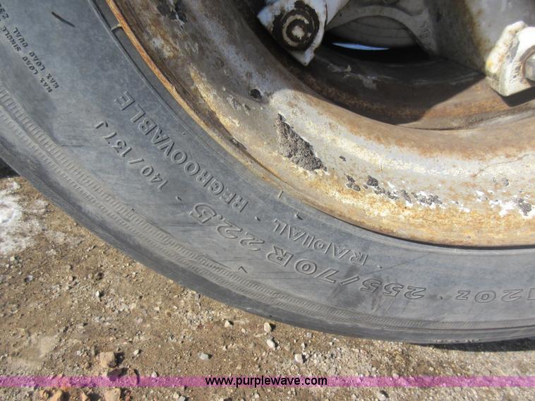 image for item J1984 1995 Kenworth T400 water truck