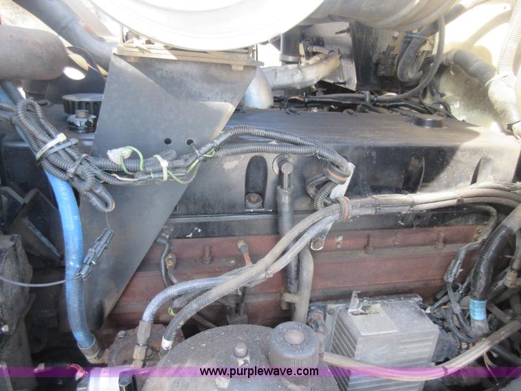 image for item J1984 1995 Kenworth T400 water truck