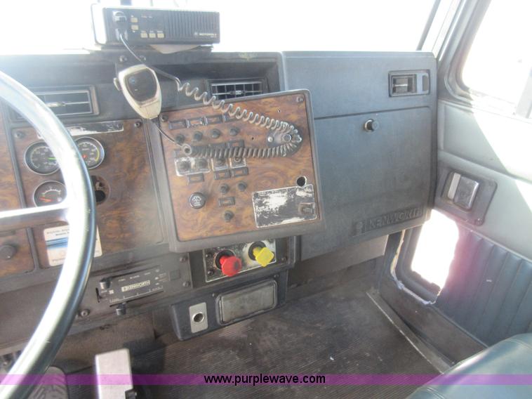 image for item J1984 1995 Kenworth T400 water truck