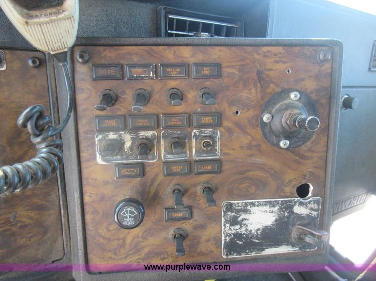 image for item J1984 1995 Kenworth T400 water truck