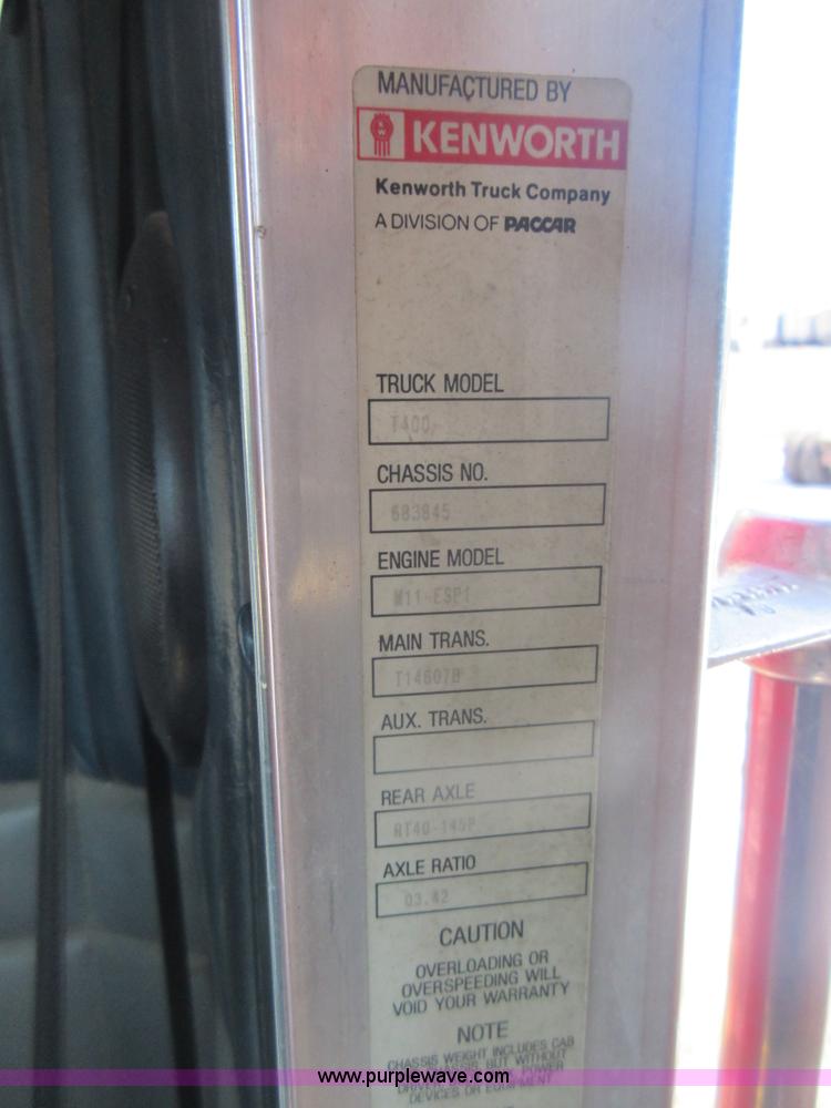 image for item J1984 1995 Kenworth T400 water truck