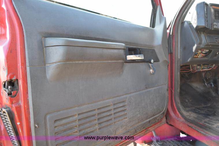 image for item J1986 1995 Chevrolet Kodiak dump truck