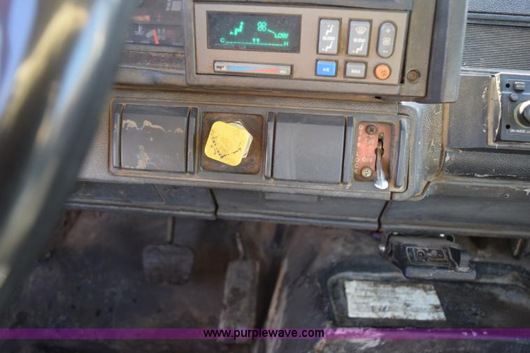 image for item J1987 1998 Chevrolet C8500 dump truck