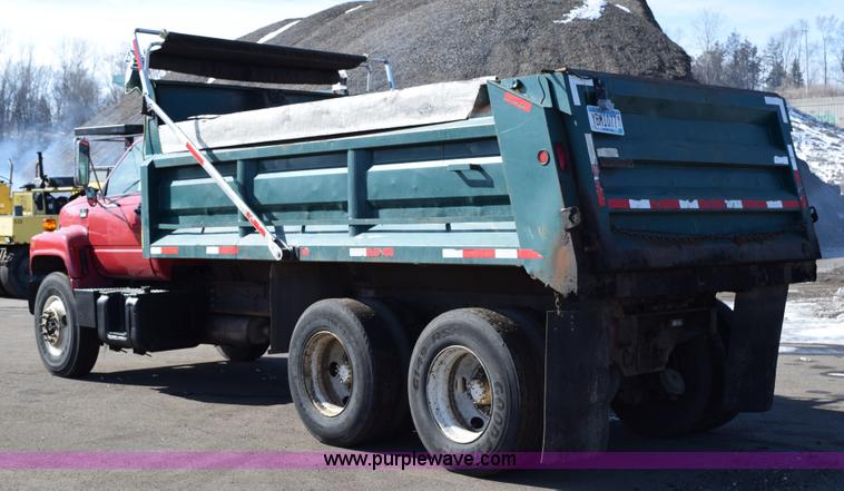 image for item J1988 1999 Chevrolet C8500 dump truck