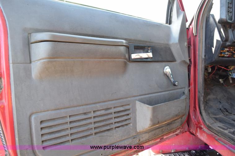 image for item J1988 1999 Chevrolet C8500 dump truck