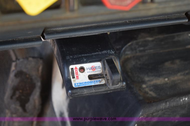 image for item J1989 2002 Chevrolet C8500 dump truck