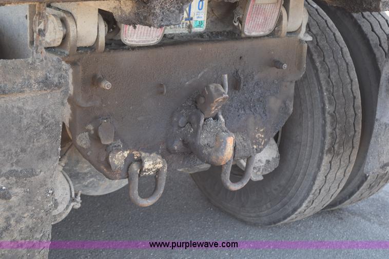 image for item J1989 2002 Chevrolet C8500 dump truck