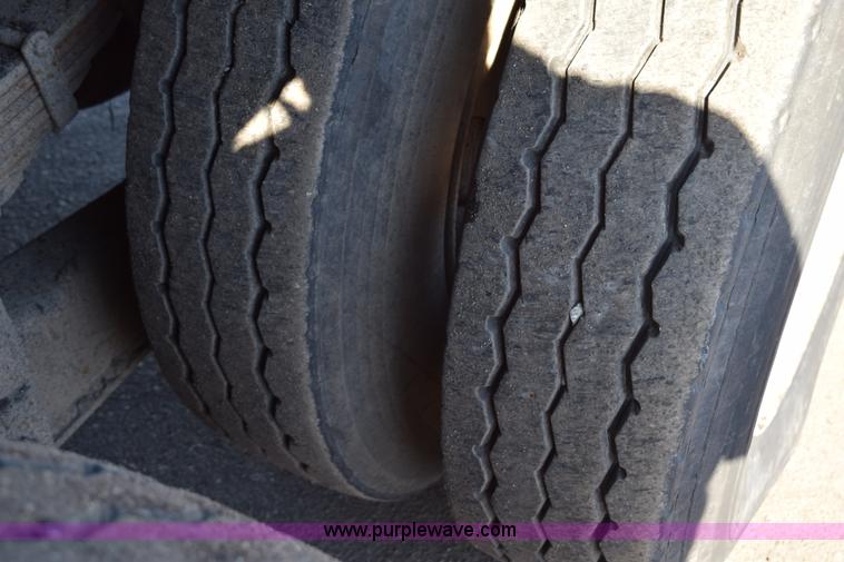 image for item J1989 2002 Chevrolet C8500 dump truck