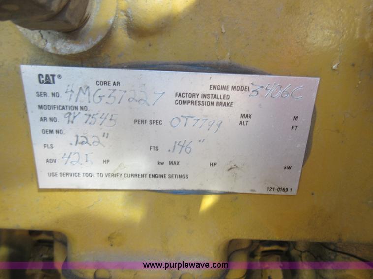 image for item J1991 1989 Freightliner FLD semi truck