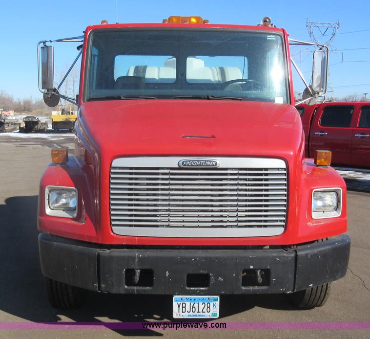 image for item J1992 1998 Freightliner FL70 flatbed truck