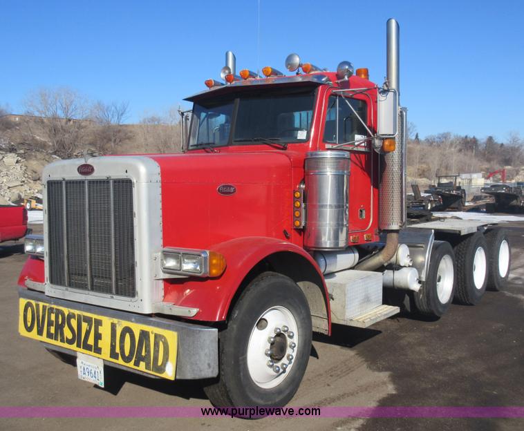 image for item J1994 1989 Peterbilt 379 semi truck