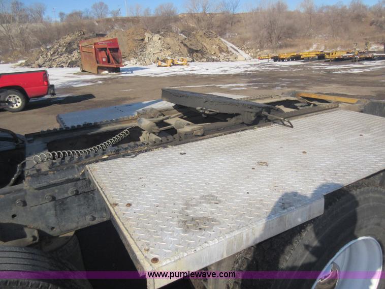 image for item J1994 1989 Peterbilt 379 semi truck