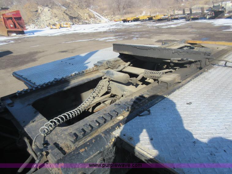 image for item J1994 1989 Peterbilt 379 semi truck