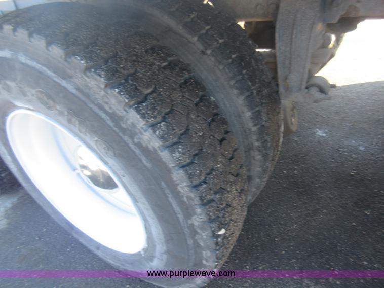 image for item J1994 1989 Peterbilt 379 semi truck