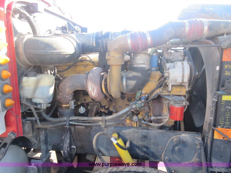 image for item J1995 1993 Peterbilt 379 semi truck