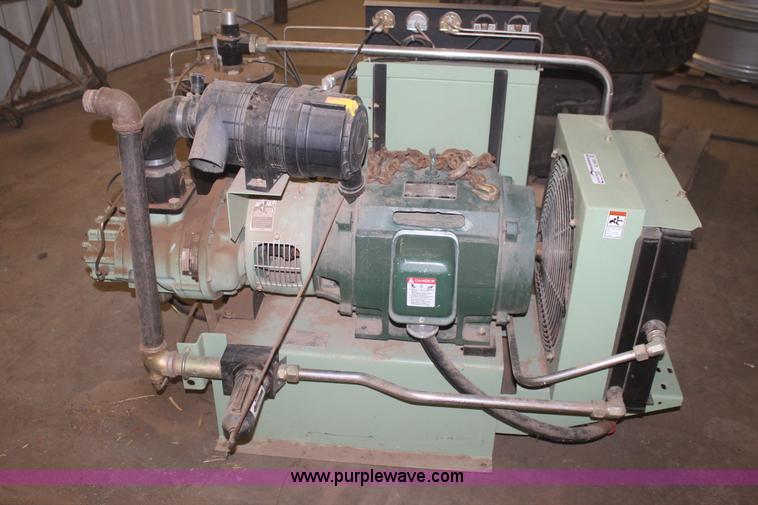 image for item AO9562 Sullair LS10 air compressor