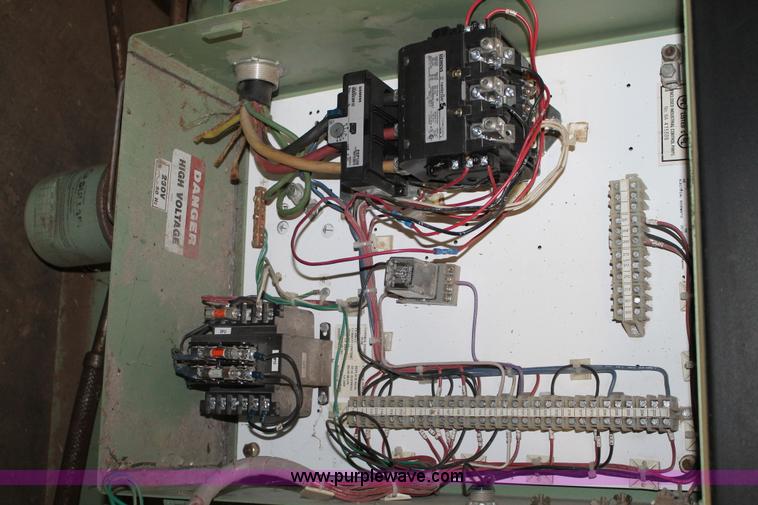 image for item AO9562 Sullair LS10 air compressor