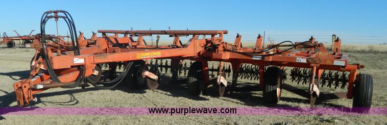 image for item AQ9295 Sunflower Richardson sweep plow