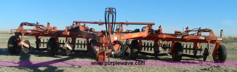 image for item AQ9295 Sunflower Richardson sweep plow