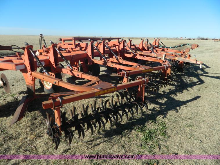 image for item AQ9295 Sunflower Richardson sweep plow