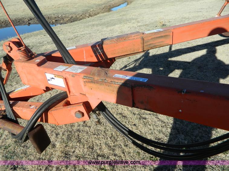 image for item AQ9295 Sunflower Richardson sweep plow