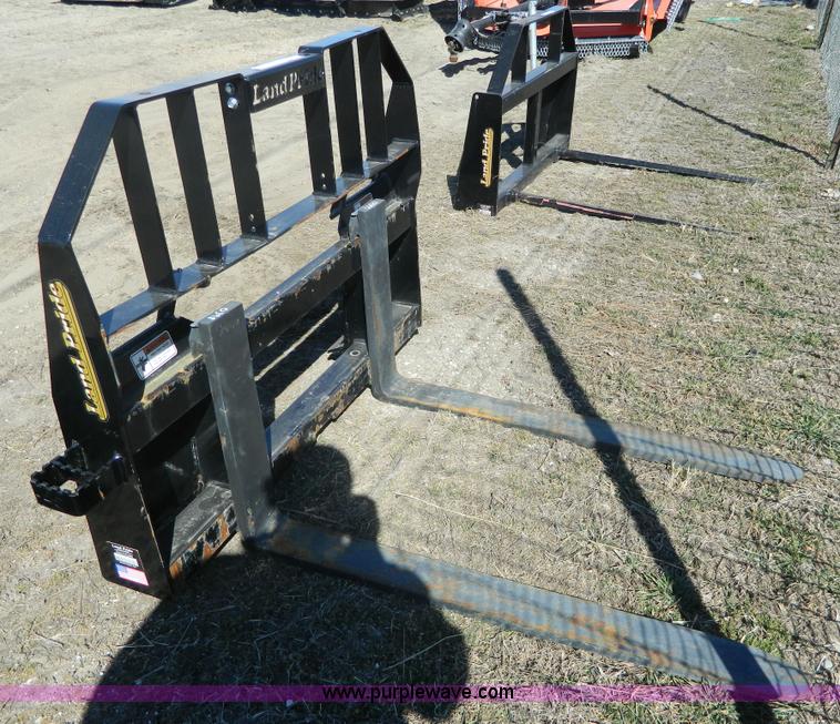image for item AQ9303 Land Pride PFL2042 pallet forks
