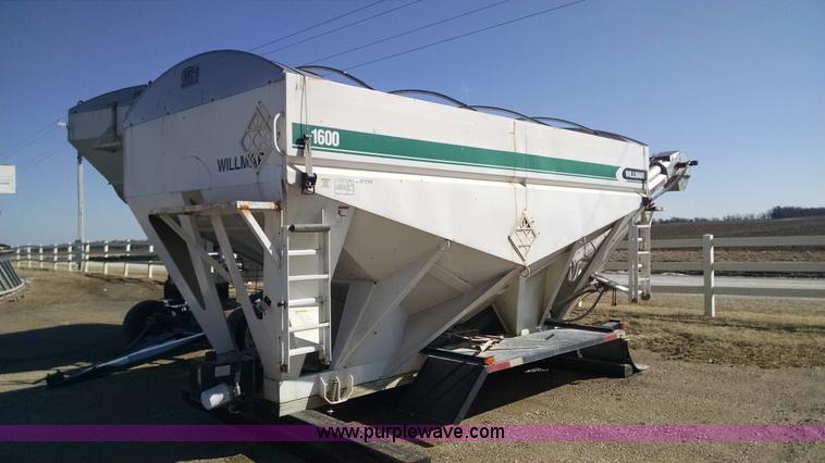 image for item AY9421 Wilmar 1600 seed tender bed