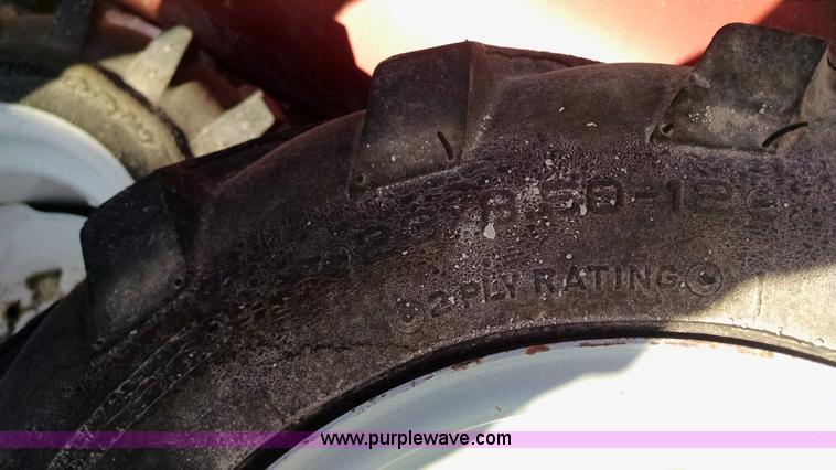 image for item AY9424 GSI Series II grain bin sweep