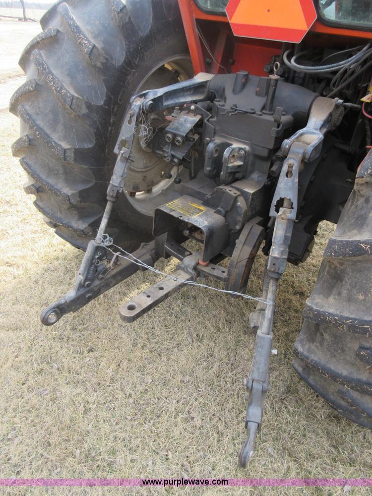 image for item AY9485 1980 Allis Chalmers 7045 tractor