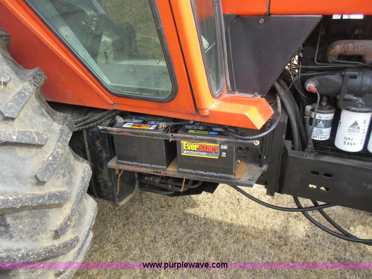 image for item AY9485 1980 Allis Chalmers 7045 tractor